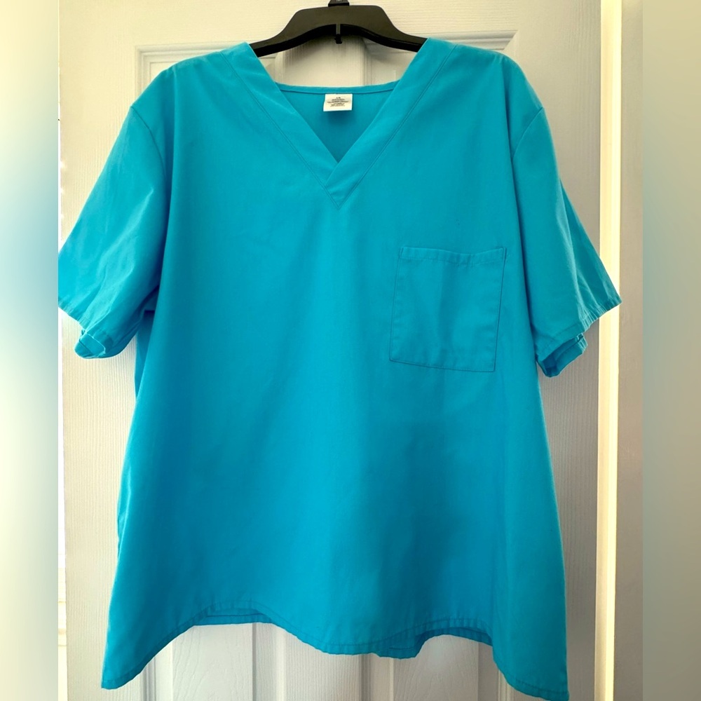 Aqua Colored V-Neck Scrub Top SZ Large